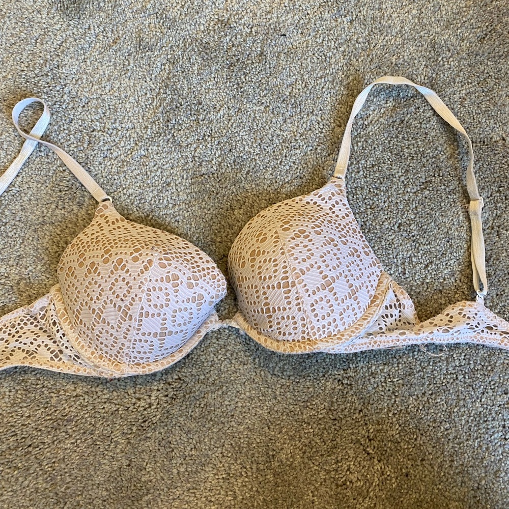 VS Bra